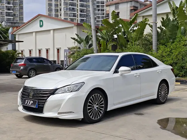 Toyota Crown 2018 2.0T Fashion Edition