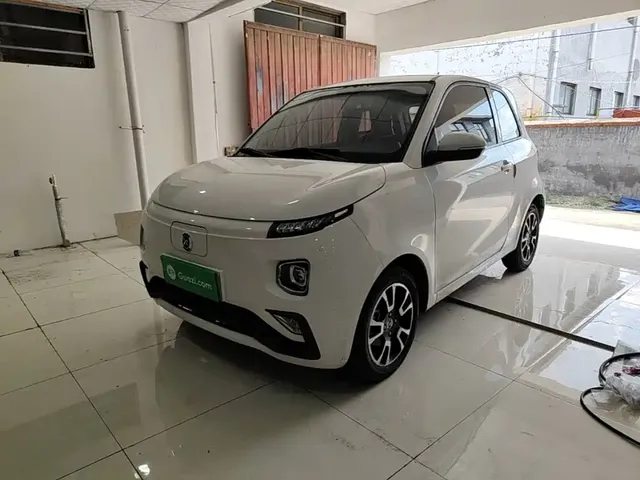Huachen Xinyi Brilliance Xinyi i03A 2021 318km 31.45kWh