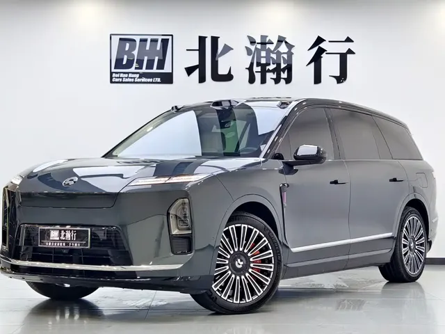 NIO ES8 2025 Model 6-Seat Executive Luxury Edition