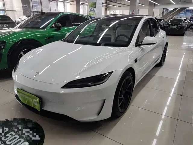 Tesla Model 3 2024 High-Performance All-Wheel Drive Edition