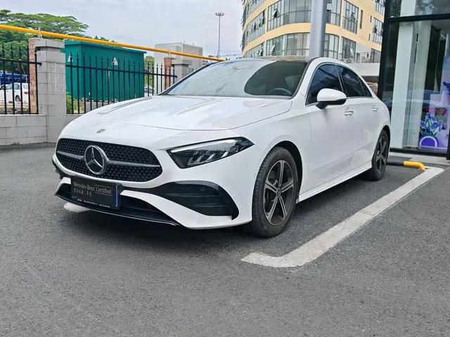 Mercedes-Benz A-Class 2024 A 200 L Fashion Edition