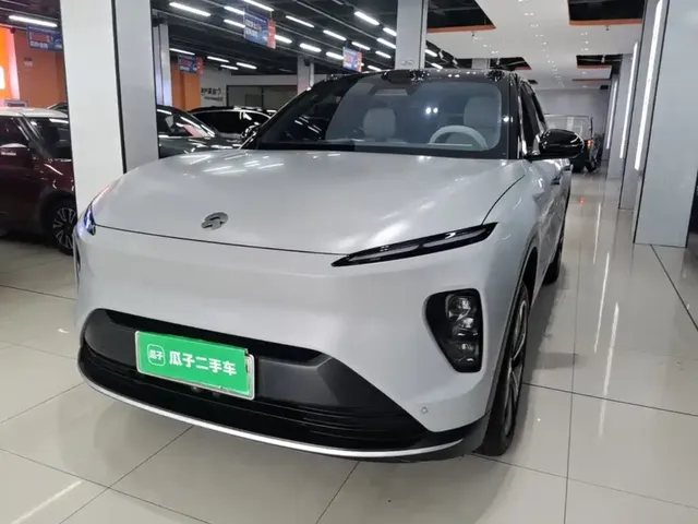NIO ES8 2023 100kWh