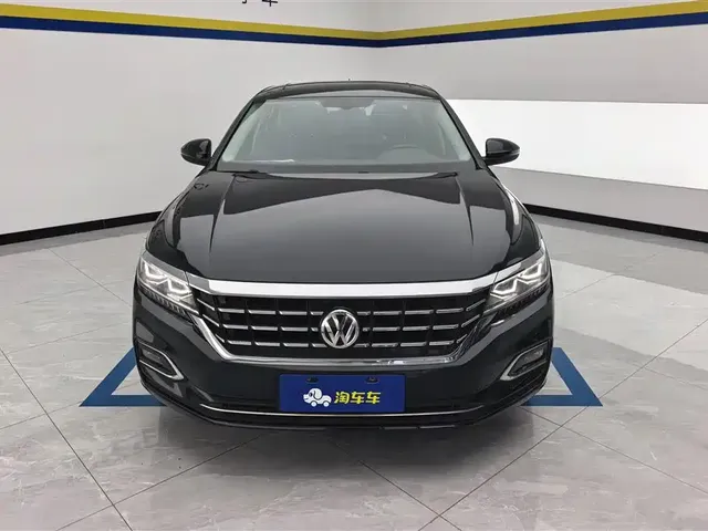 Volkswagen Passat 2020 330TSI Luxury Edition China VI