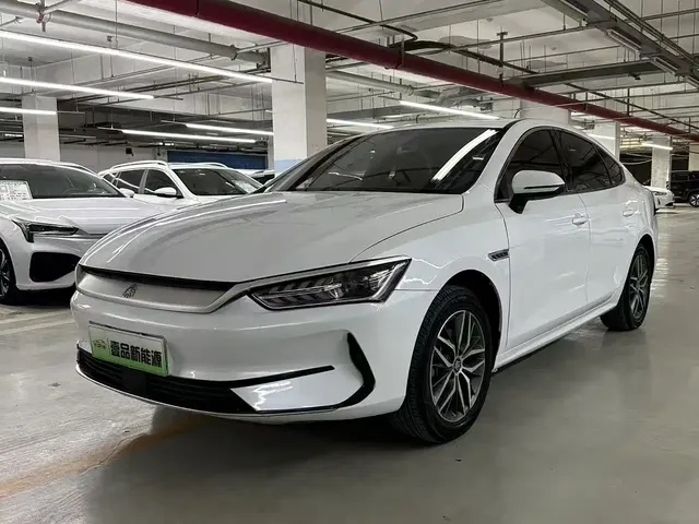 BYD Qin PLUS 2021 EV 500KM Luxury Model