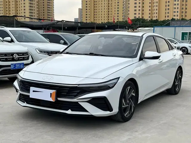 Hyundai Elantra 2023 Model 1.5L CVT LUX Premium Edition