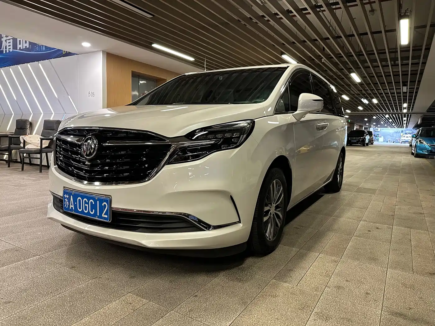 Buick GL8 2021 ES Landlord 653T Comfort
