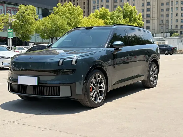 Lynk & Co 900 2025 2.0T Ultra