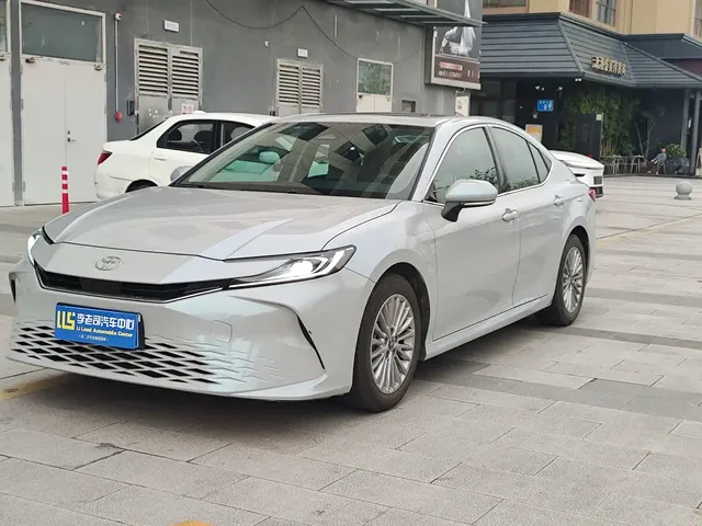 Toyota Camry 2024 2.0E Elite Edition