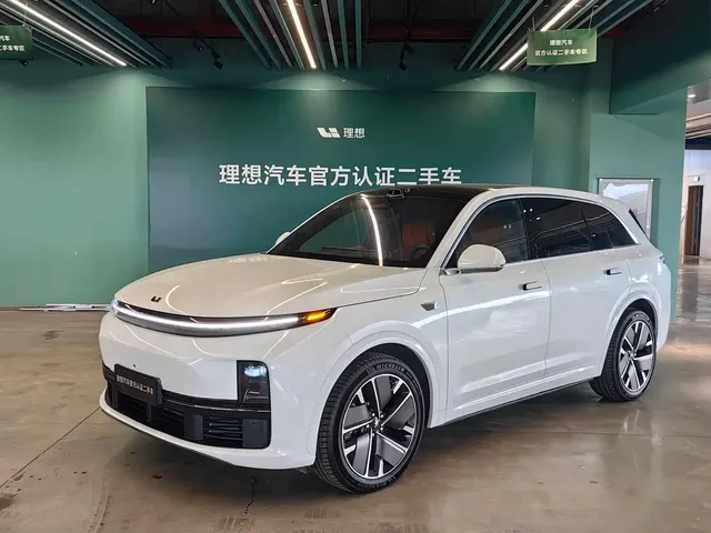 Li Auto L7 2025 Max Smart Renewal Edition