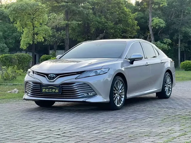 Toyota Camry 2019 Hybrid 2.5HG Luxury Edition China V