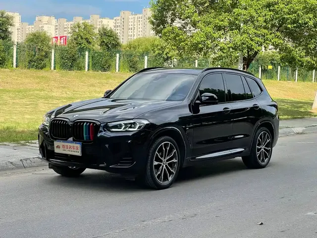 BMW X3 2023 xDrive30i Leading M Night Package