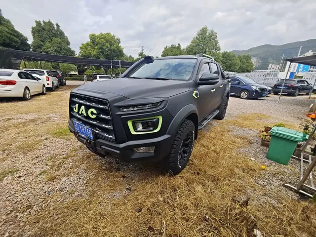 JAC Motors JAC Hunter 2021 2.0T Commercial Manual Diesel 4WD Elite Extended Cab HFC4DB2-2E