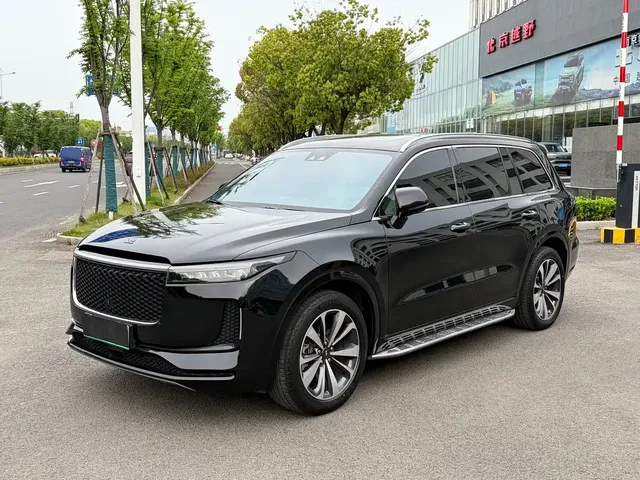 Li Auto Li ONE 2020 Extended Range 6-seater