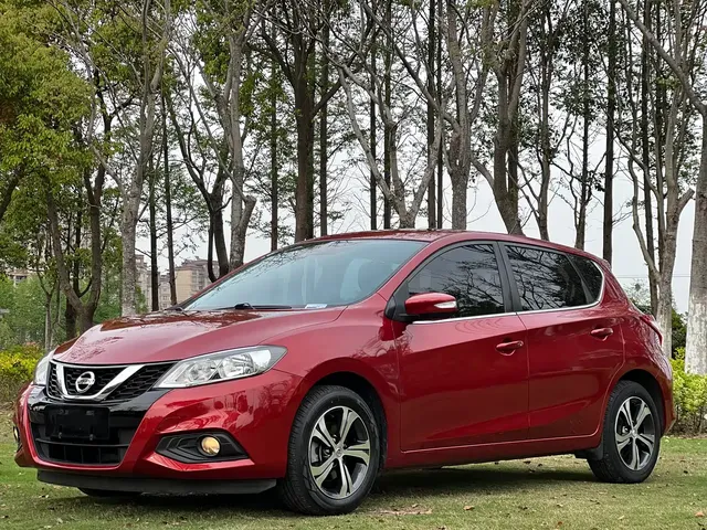 Nissan Tiida 2020 1.6L CVT Smart Edition