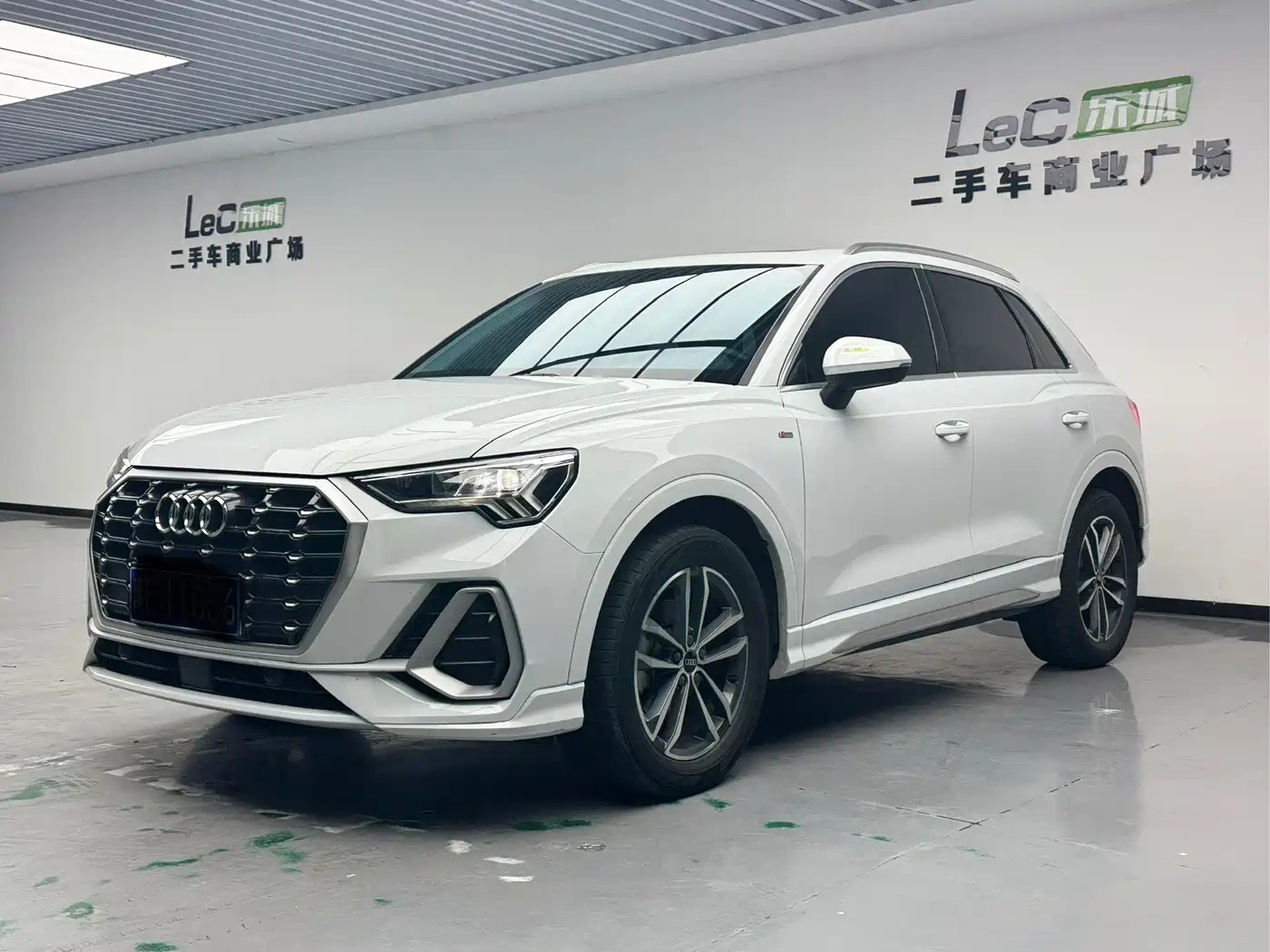 Audi Q3 2023 35 TFSI Progressive Dynamic (1.4T)