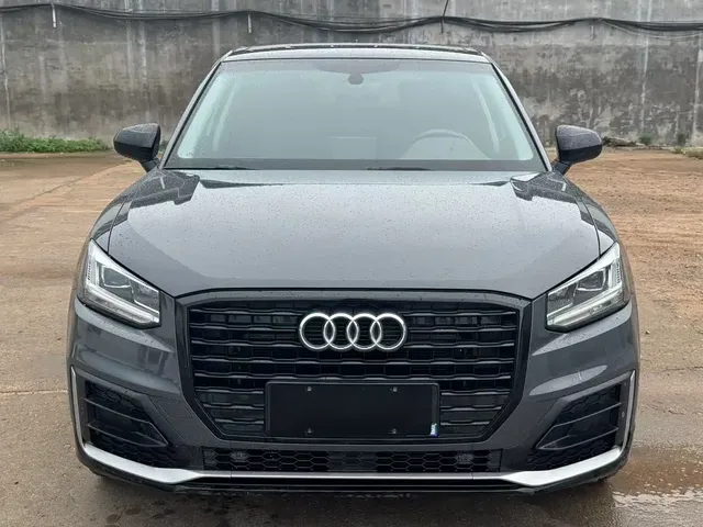 Audi Q2L 2021 Model 35 TFSI Fashion Dynamic