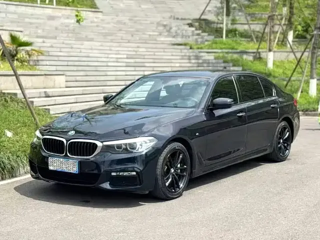 BMW 5 Series 2018 530Li Leading M Sport Package