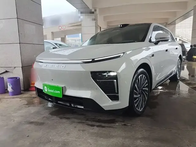 Exeed Exlantix ET 2024 Extended Range 240 Ultra AWD
