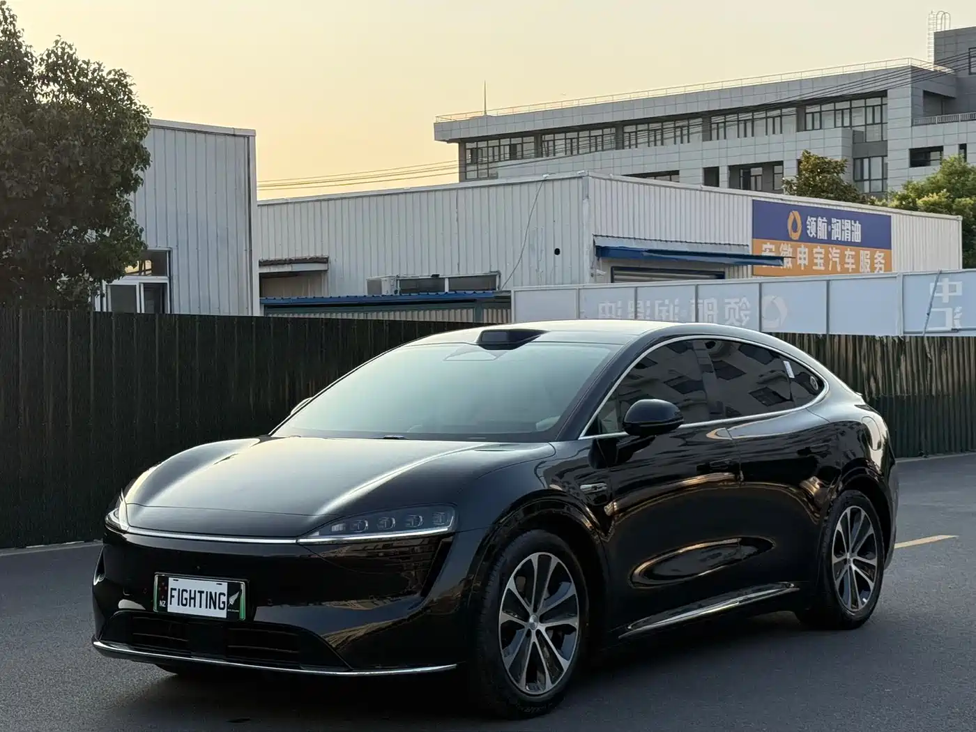 Zhijie Luxeed R7 2024 Pure Electric 667km Pro