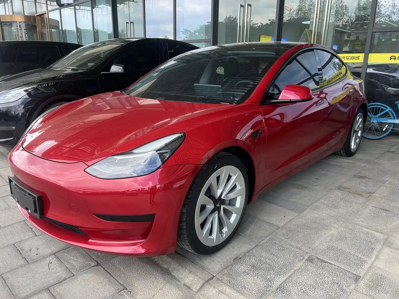 Tesla Model 3 2021 Standard Range Rear-Wheel Drive Upgrade