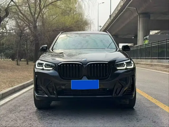BMW X3 2022 xDrive30i Leading M Night Package