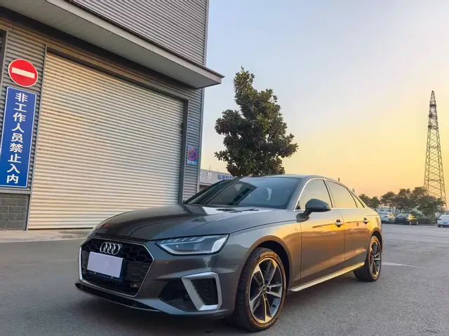 Audi A4L 2023 40 TFSI Fashion Dynamic