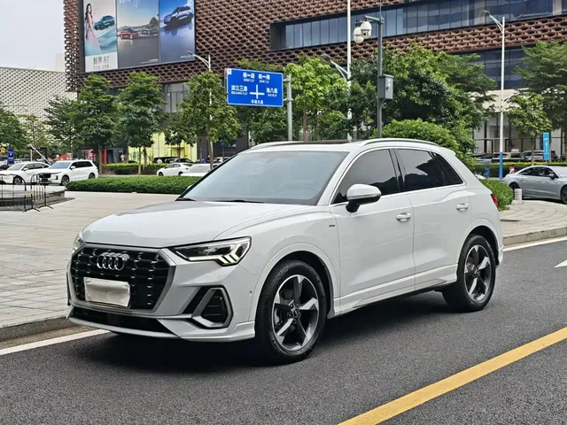 Audi Q3 2021 35 TFSI Fashion Sport
