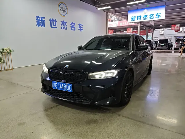 BMW 3 Series 2023 325i M Sport Black Night Package