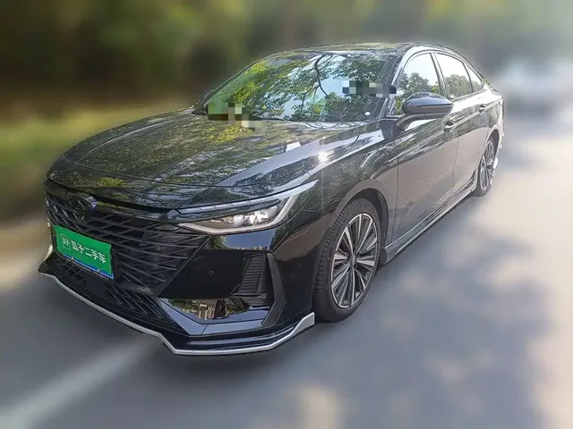 Chery Arrizo 8 2025 Model 2.0T Automatic Royal+