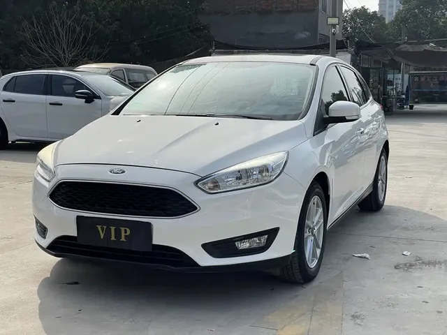Ford Focus 2018 Hatchback Classic 1.6L Automatic Trend Smart Edition