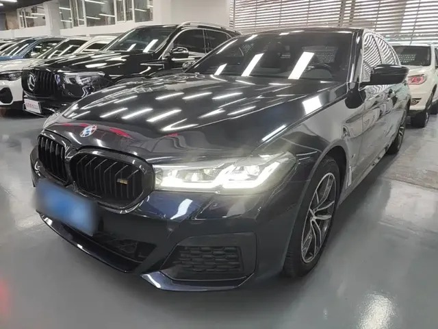 BMW 5 Series 2022 525Li M Sport Package