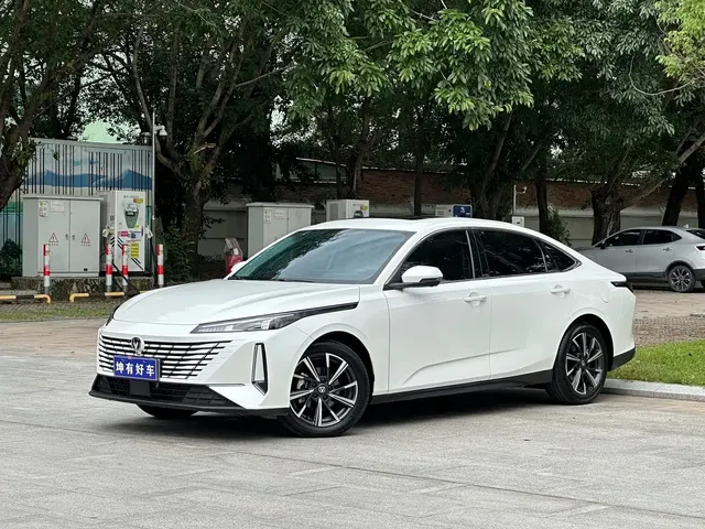 Changan Eado 2025 Blue Whale 1.5T 500Bar Premium