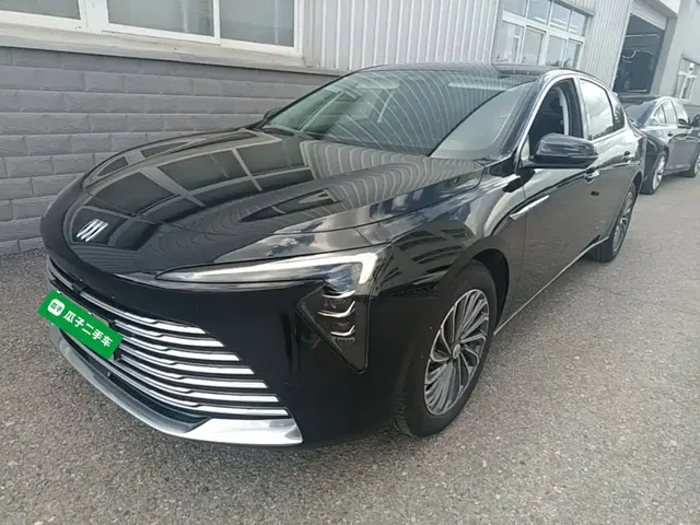 Buick LaCrosse 2026 Model 28T Platinum Edition