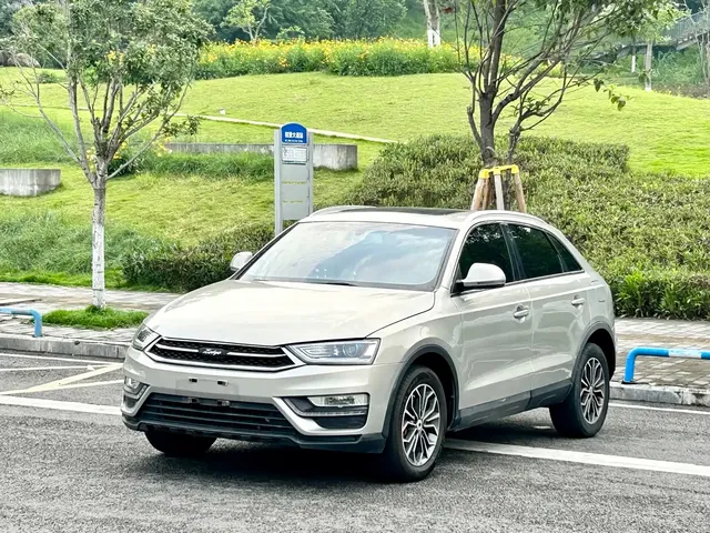 Zotye SR7 2016 1.5T CVT Magic Cube Dream Edition (China V)