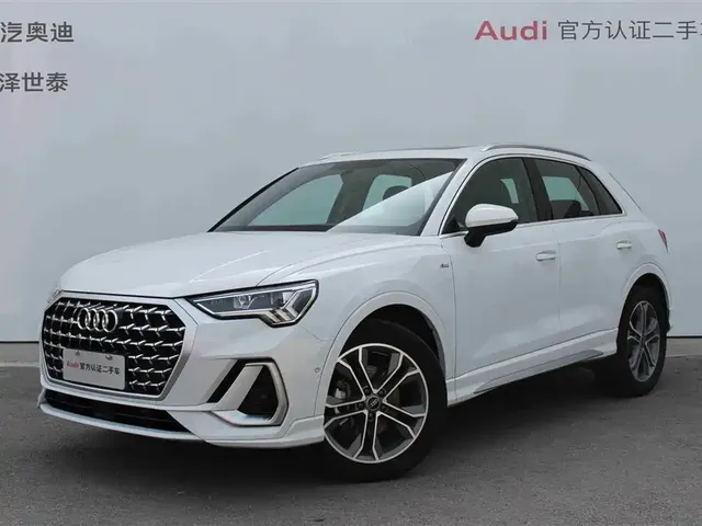 Audi Q3 2024 40 TFSI Fashion Sport