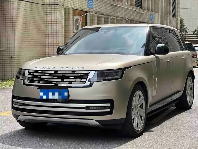Land Rover Range Rover 2024 3.0 L6 400PS Genesis Extended
