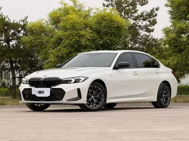 BMW 3 Series 2025 330Li M Sport Night Edition