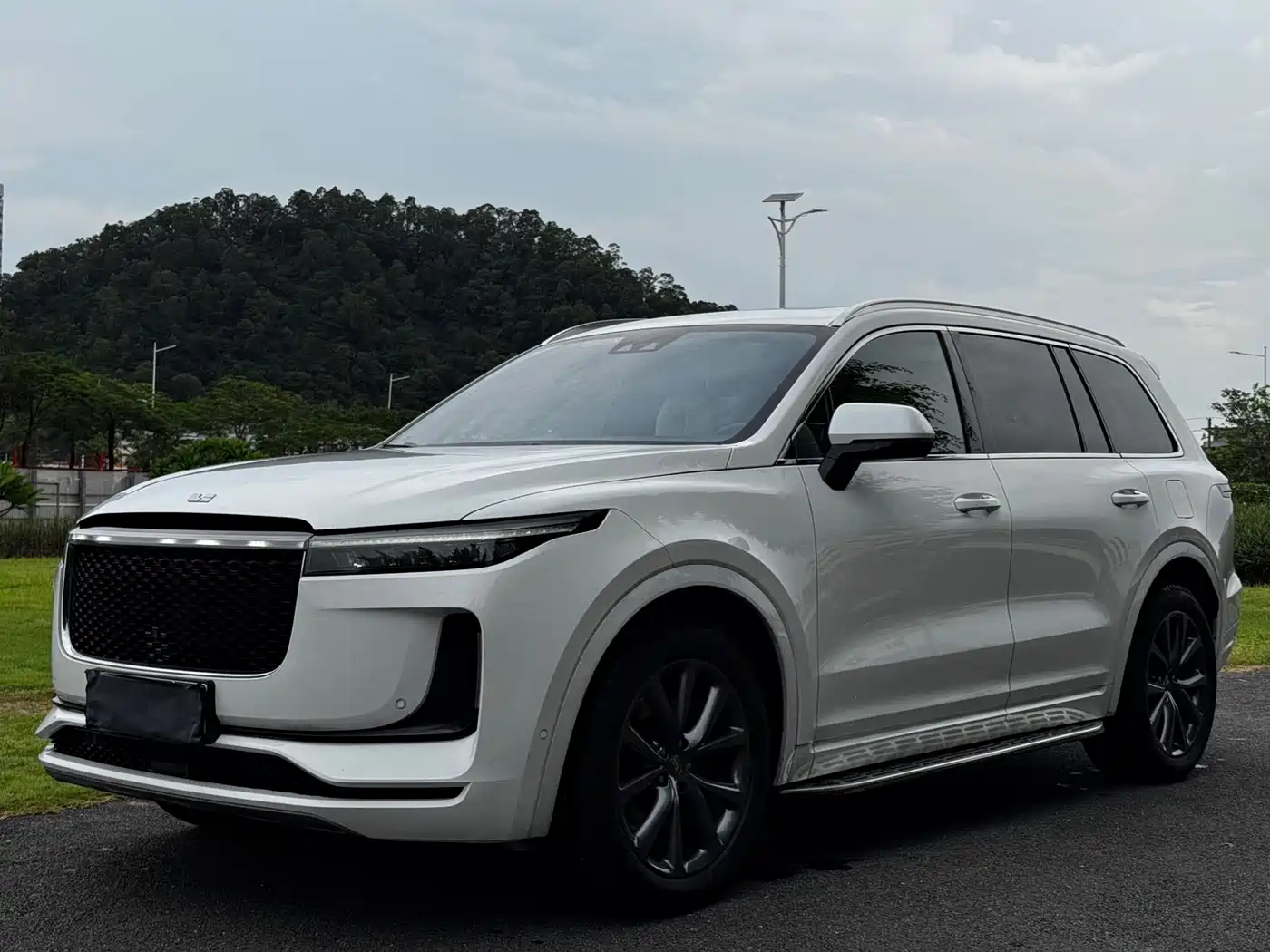 Li Auto Li ONE 2020 Extended Range 6-seater