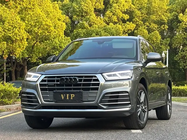 Audi Q5L 2020 Facelift 40 TFSI Honor Fashion