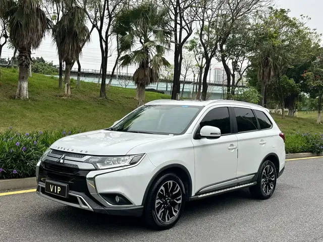 Mitsubishi Outlander 2019 2.0L 2WD Enjoy 5-Seater China VI