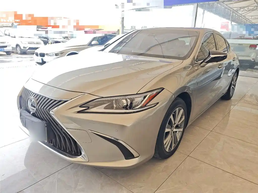 Lexus ES 2020 200 Excellence