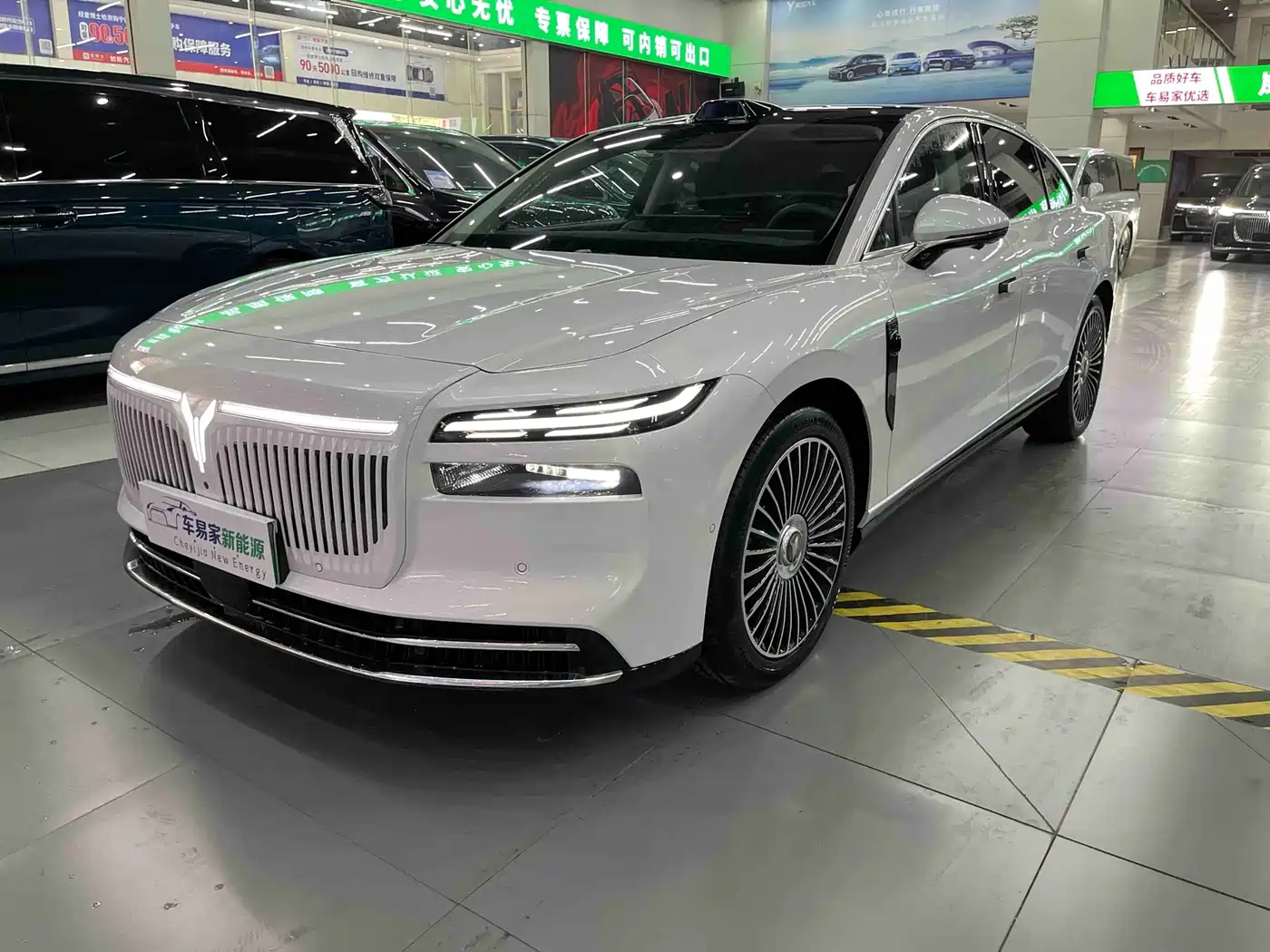 Voyah Auto VOYAH Zhuiguang L 2025 Mid-configuration Model