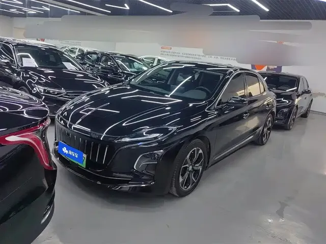 Hongqi E-QM5 2022 431km Charging Enjoyment Edition