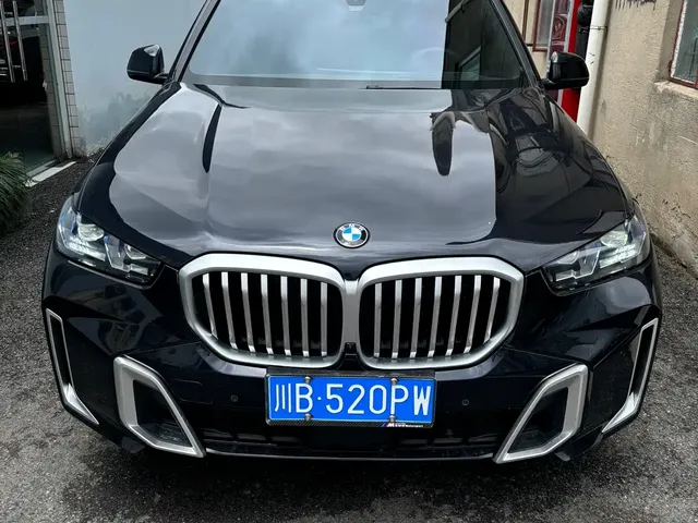 BMW X5 2025 Model xDrive 40Li Exclusive M Sport Blackout Package