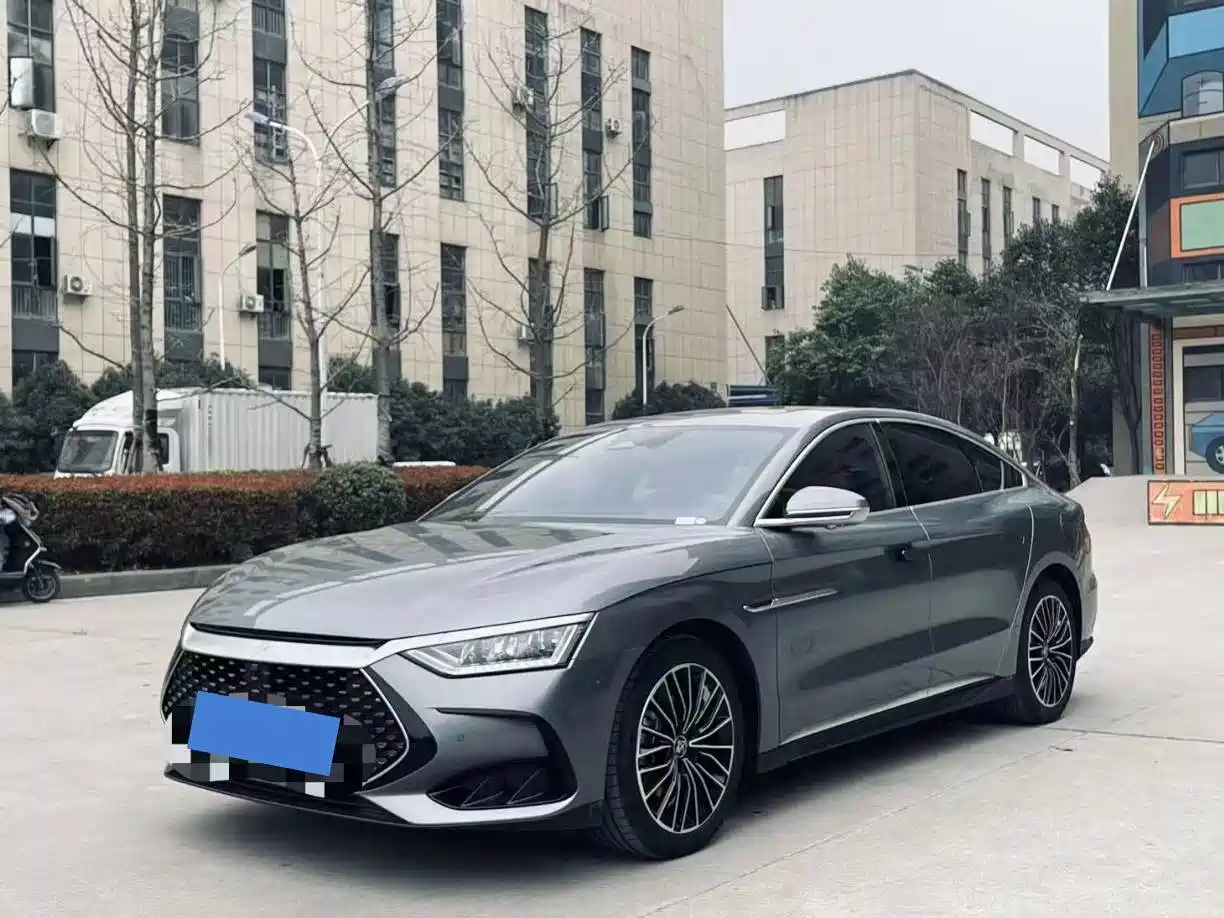 BYD Han 2022 DM-i 121KM Prestige