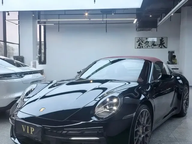Porsche 911 2023 Targa 4 3.0T