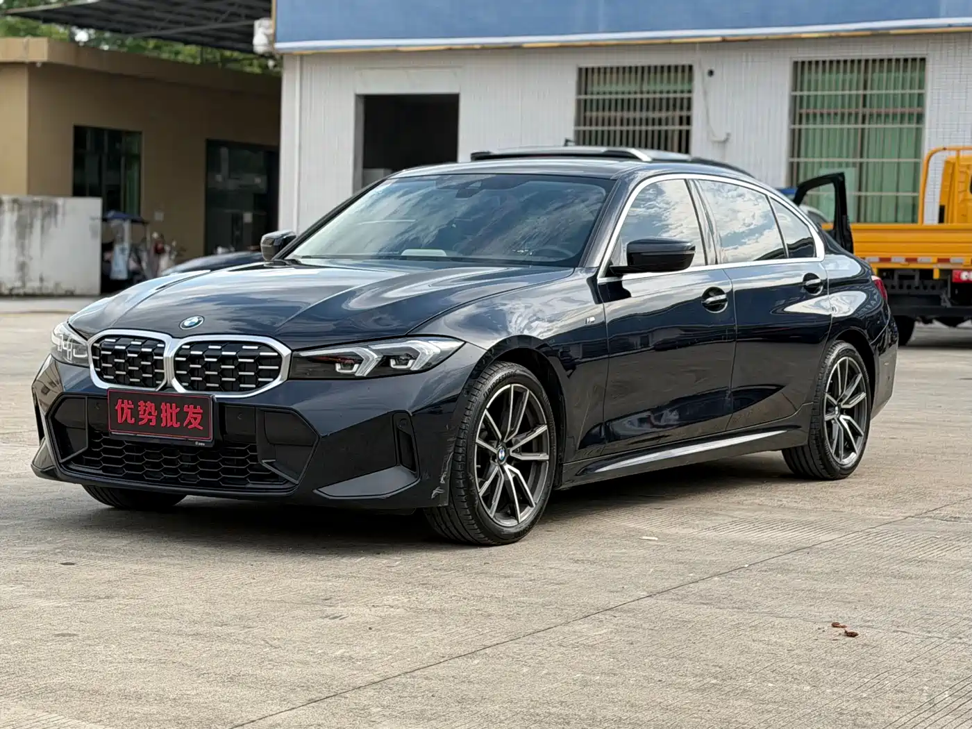 BMW 3 Series 2023 325Li M Sport Package