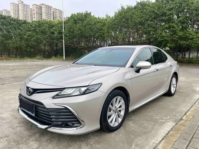 Toyota Camry 2023 2.0G Luxury Edition