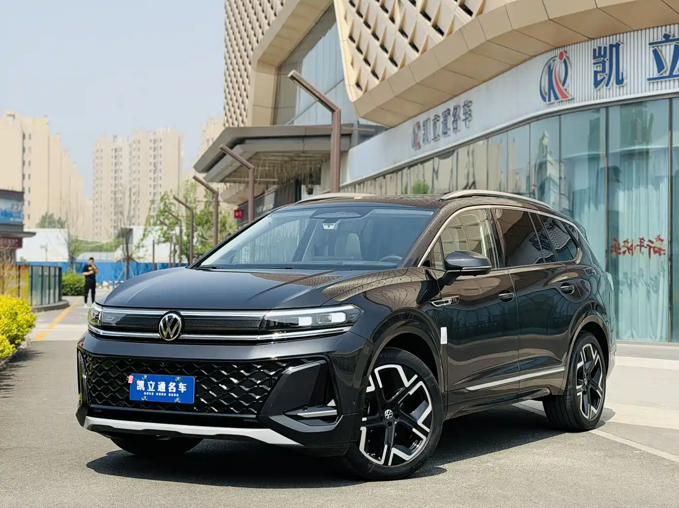 Volkswagen Talagon 2025 450TSI R-Line 6-Seater