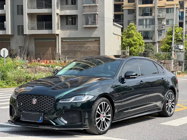 Jaguar XFL 2024 2.0T P250 2WD Premium Luxury